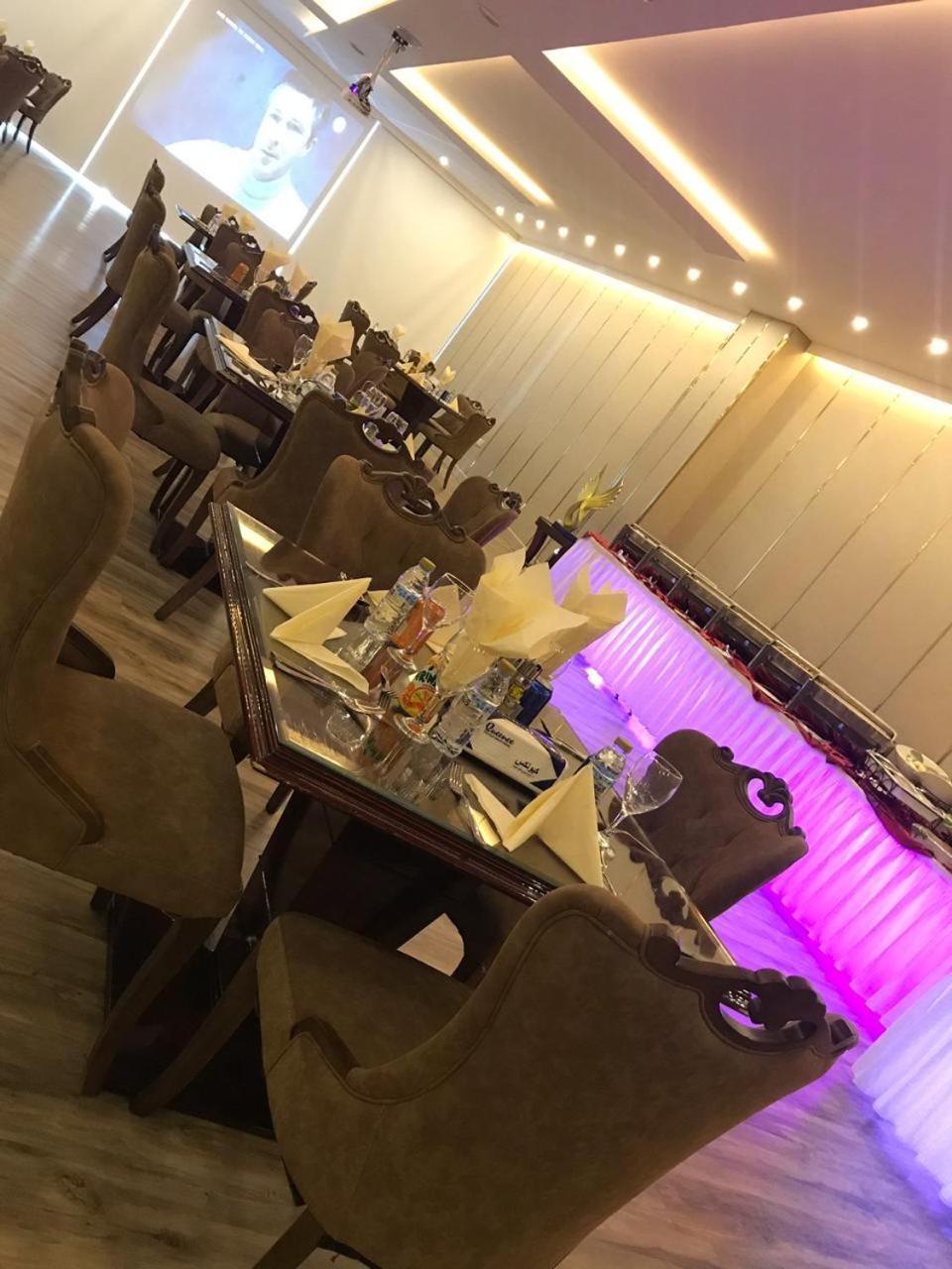 فندق هوليداي الخليج الرياض - Holiday Al Khaleej Hotel Екстер'єр фото